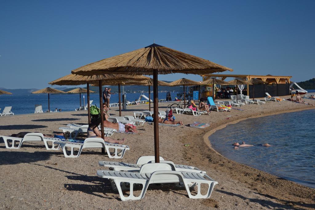 Pansion Karoca Bed & Breakfast Vodice Exterior foto