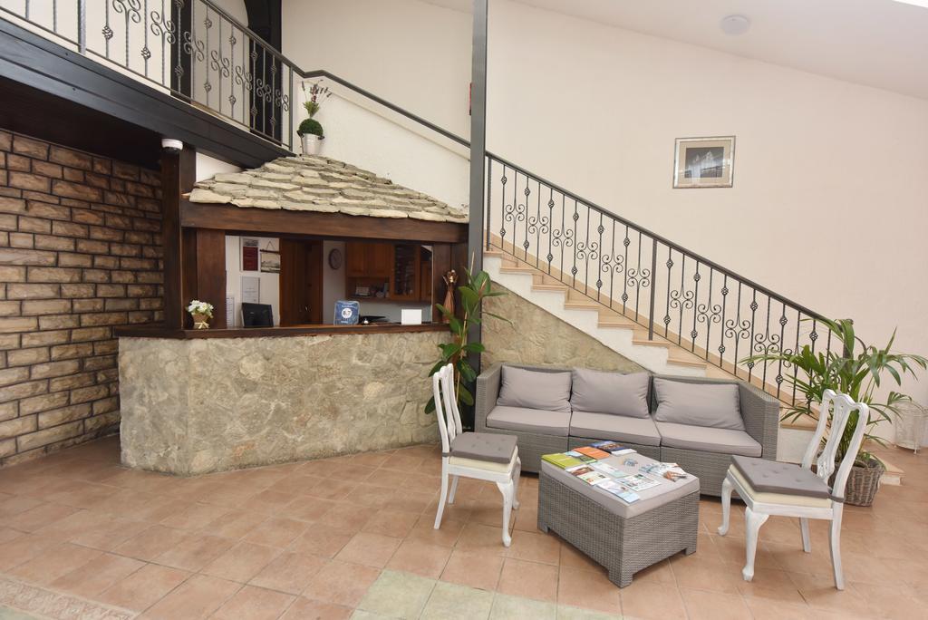 Pansion Karoca Bed & Breakfast Vodice Exterior foto