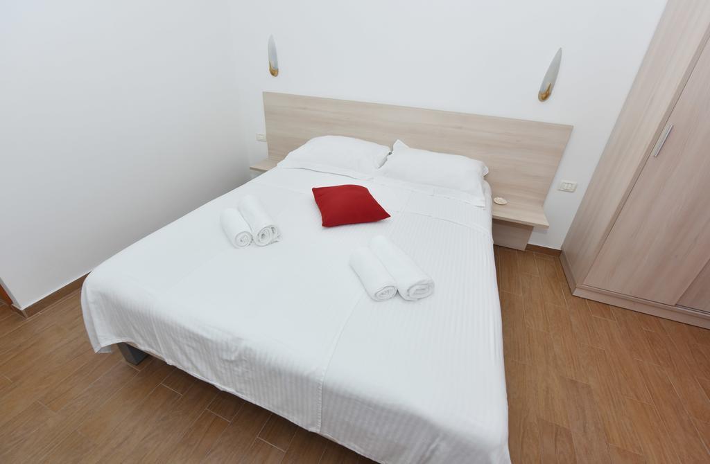 Pansion Karoca Bed & Breakfast Vodice Exterior foto